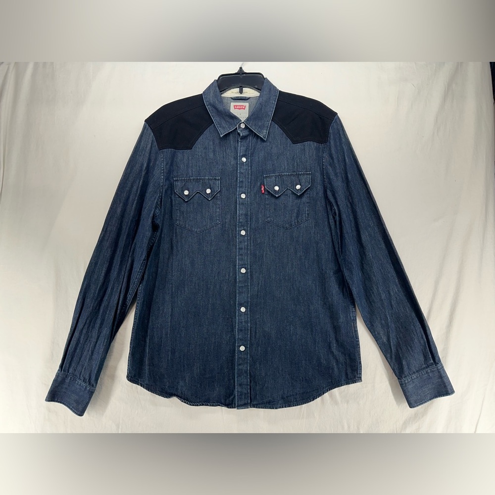 Levi’s Barstow Western Shirt Men L Denim Pearl Snap Standard Fit Dark Wash